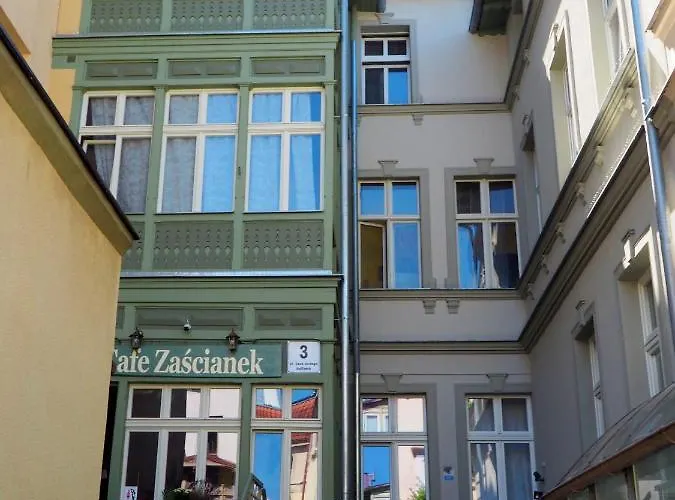 Art Nouveau Weranda Apartment *